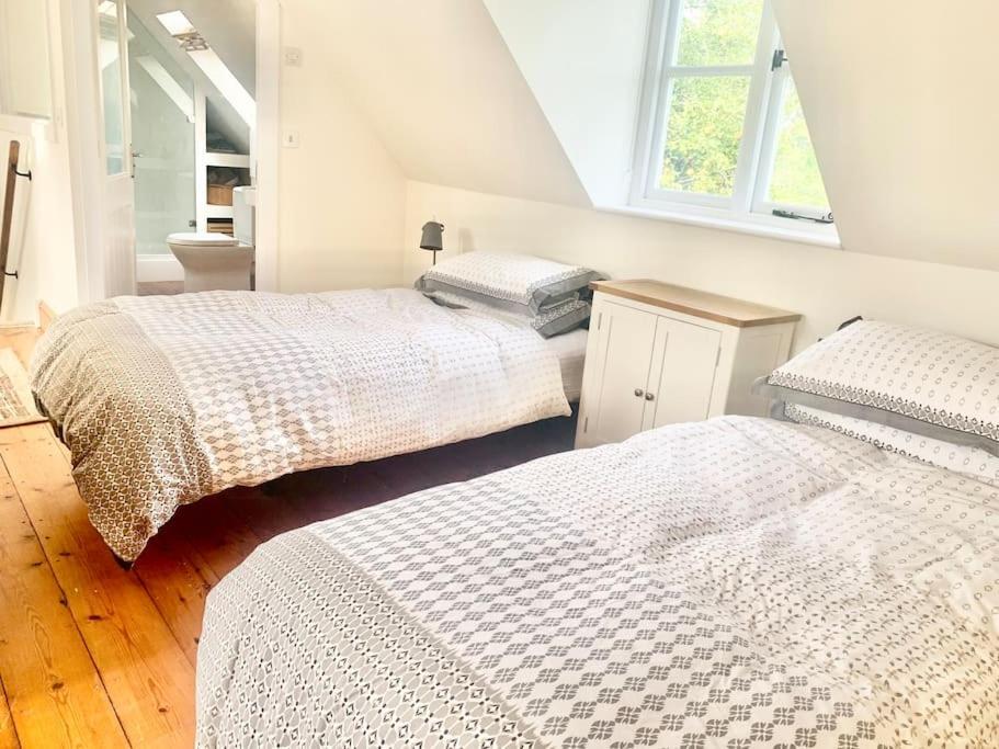 Delightful Ely House Bright And Warm With Cathedral View Exterior foto