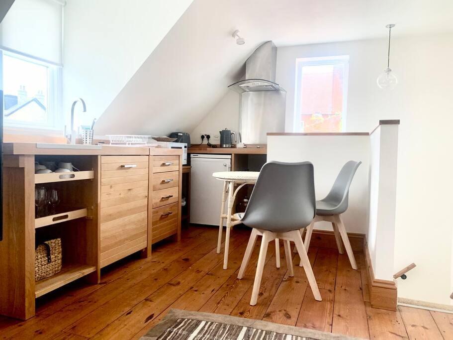 Delightful Ely House Bright And Warm With Cathedral View Exterior foto